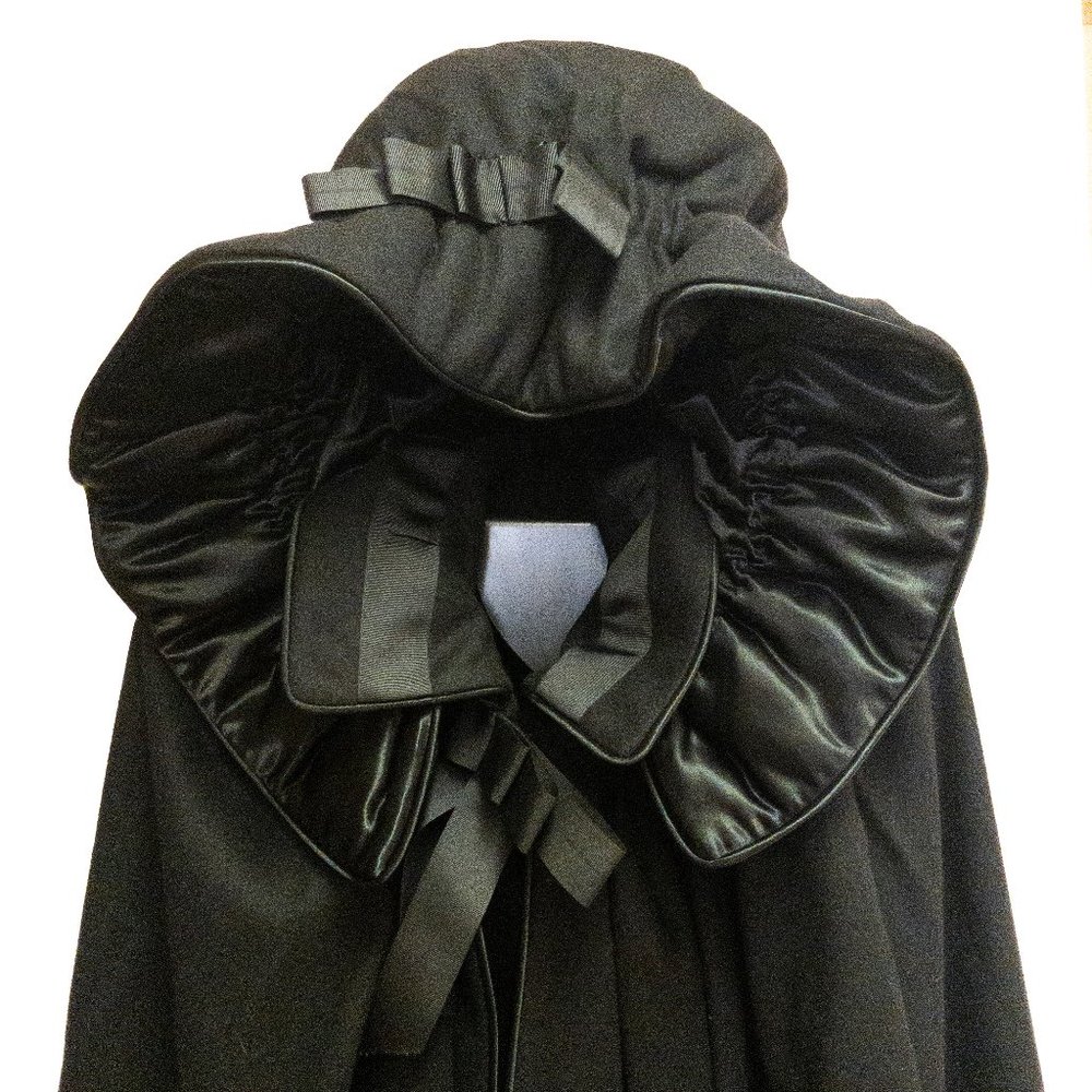 RARE IRISH VINTAGE WOOL CLOAK - Picture 7 of 14